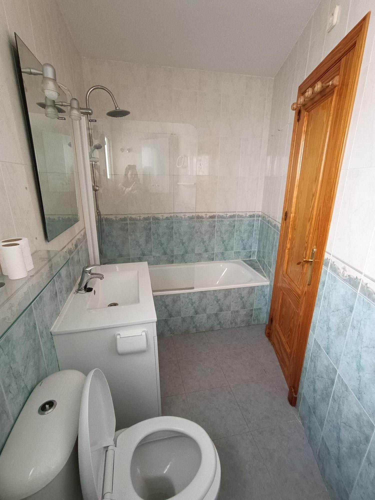 Lovely Penthouse In Front Of The Beach With Free Parking Malaga Luaran gambar
